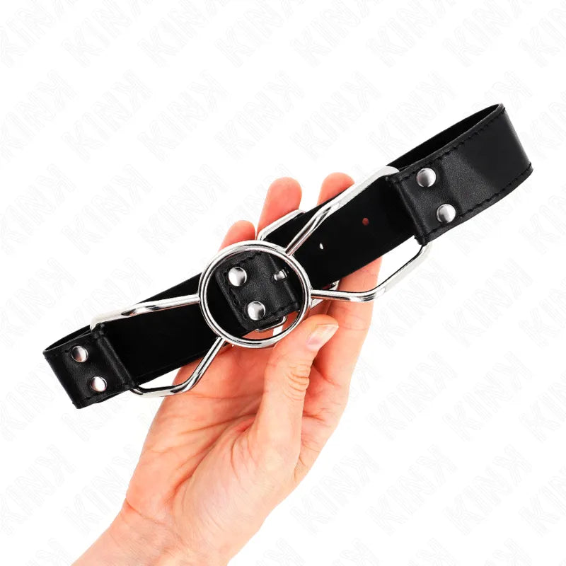 Gag BDSM en silicone noir ajustable, ergonomique et sécurisé, avec boucle métallique, idéal pour confort et discrétion.