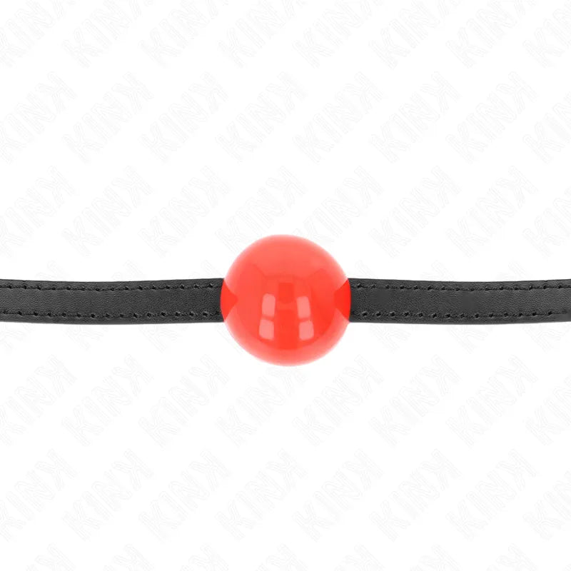 Gag BDSM en silicone rouge avec sangle noire réglable, design élégant et confortable pour exploration sécurisée.