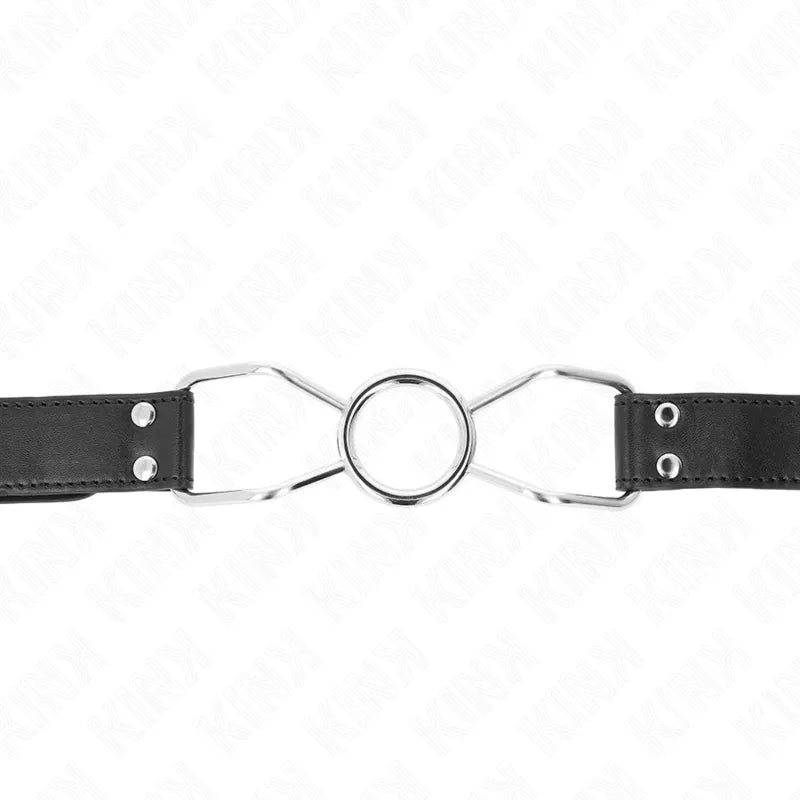 Gag BDSM en silicone noir avec cerceau métallique, réglable, ergonomique et hypoallergénique pour confort et sécurité.