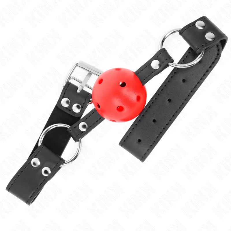 Gag BDSM en silicone rouge avec sangle noire ajustable, design ergonomique et sécurisé pour confort et expérience optimale.