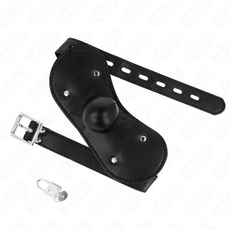 Gag boule BDSM en silicone noir doux, ergonomique, avec sangle réglable et boucle métallique, pour confort et sécurité.
