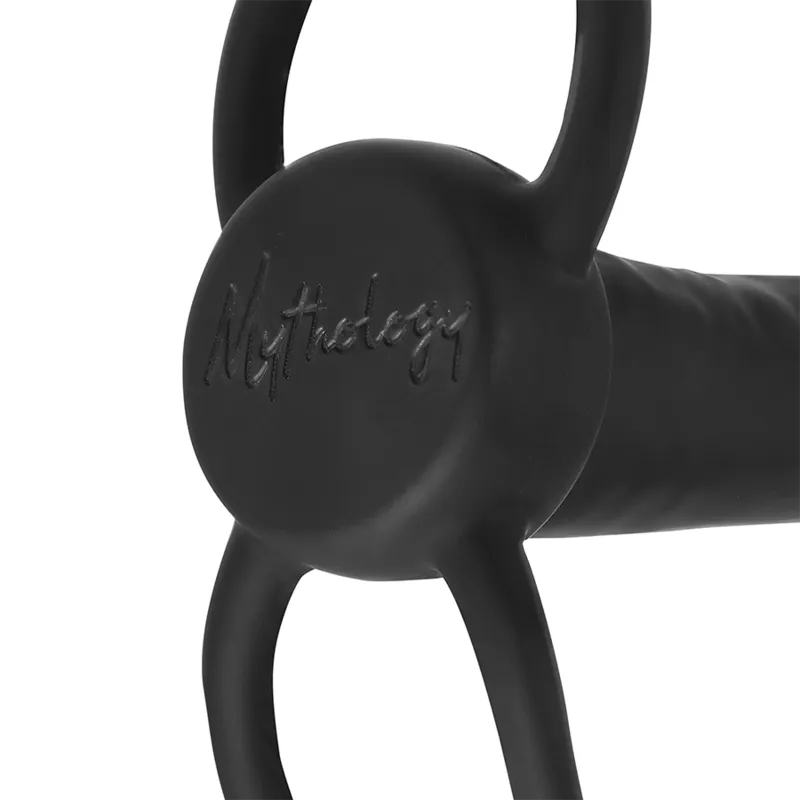 Gode anal noir en silicone luxe MYTHOLOGY COBI-ONYX, ergonomique, flexible, avec anneaux pénien et testiculaire intégrés.