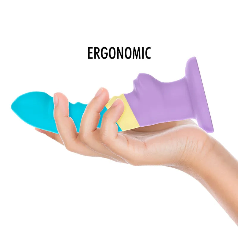 Gode pastel silicone taille M, ergonomique, couleurs bleu-violet-jaune, ventouse robuste, design fantaisie.