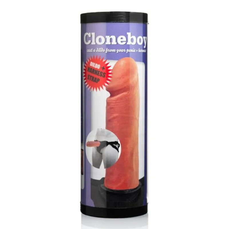 Gode harnais personnalisable Cloneboy, couleur chair, moulage algues naturel, ventouse, emballage tube violet.