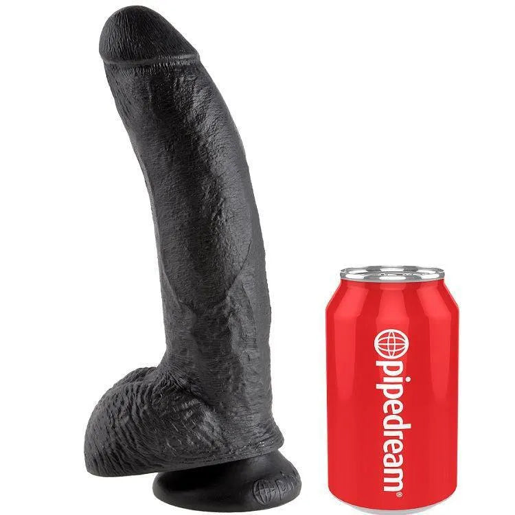 Gode réaliste noir avec ventouse, détails sculptés, hypoallergénique, sans phtalates, à côté d'une canette rouge.