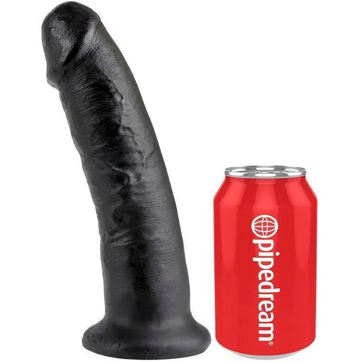 Gode réaliste noir avec ventouse, texture veines, à côté d'une canette rouge pour échelle, hypoallergénique et sans latex.