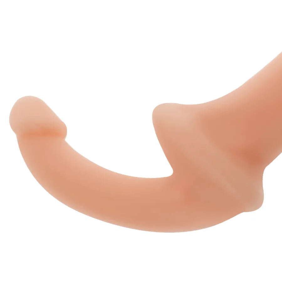Gode sans harnais courbé, couleur chair, silicone imperméable, stimulation point G, design ergonomique et réaliste.