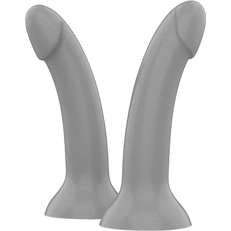 Godemichet argenté silicone médical, finition élégante, compatible harnais, longueur 15 cm, diamètre 3 cm.