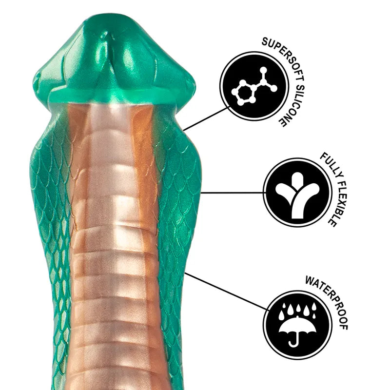Godemichet silicone mythologie grecque, vert et doré, texture écailles, base antidérapante, télécommande incluse.