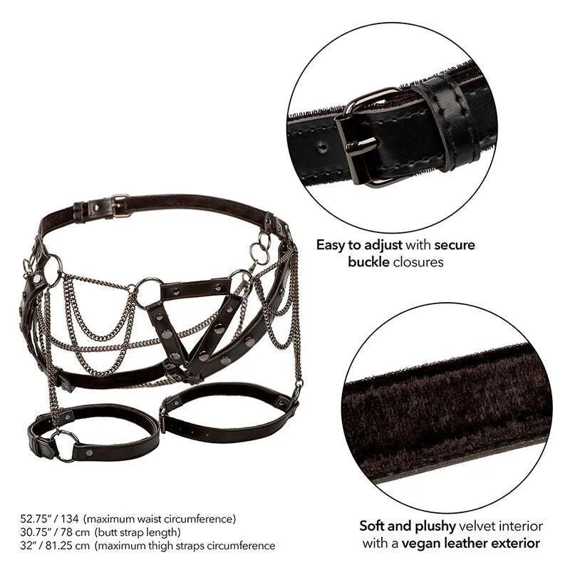 Harnais cuisse grande taille en cuir végétalien noir avec chaînes métalliques, sangles réglables et doublure velours.