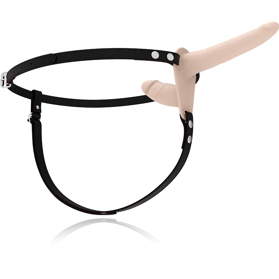Harnais double pénétration noir avec deux accessoires en silicone beige, sangles ajustables, hypoallergénique, qualité méd...