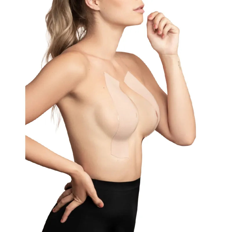 Bande adhésive extensible beige, imperméable, appliquée sur peau, offrant maintien discret et confortable, 65mm x 5m.