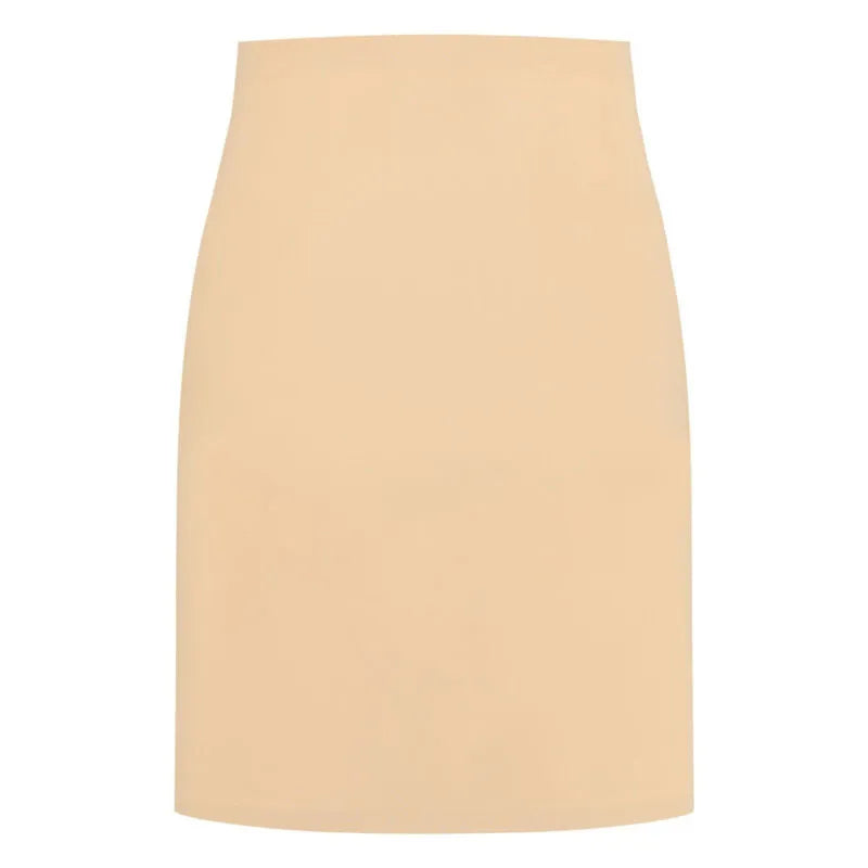 Jupe invisible beige Bye Bra, longueur genou, taille haute, microfibre douce, contrôle léger, idéale sous vêtements serrés.