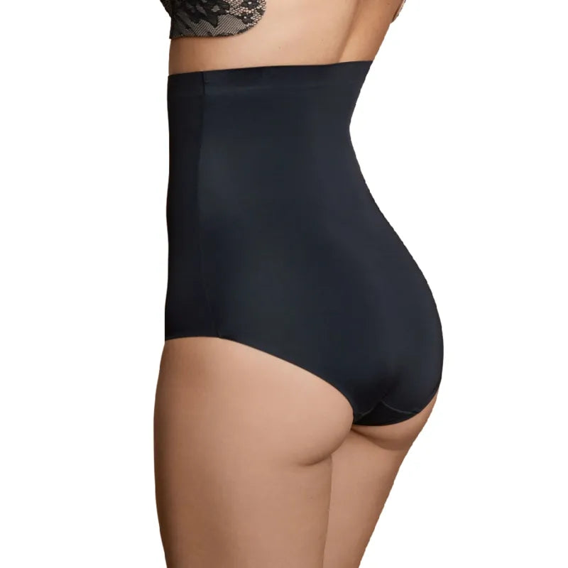 Culotte taille haute noire sans couture, ultra douce, moulante, offrant confort et invisibilité sous les vêtements.