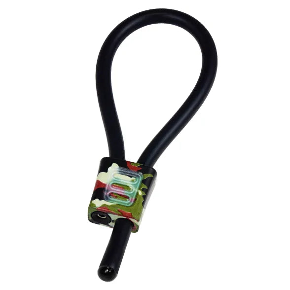 Anneaux pénis réglables camouflage en caoutchouc conducteur et aluminium, électrostimulation intense et personnalisable.