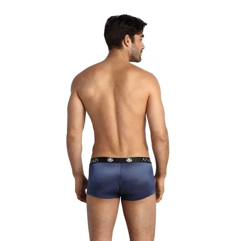 Boxer homme rayures satinées bleu marine, coupe sportive, jambes longues, tissu extensible doux, ajustement parfait.