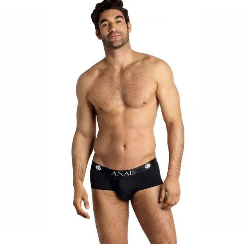 Slip homme noir Anais Men, microfibre douce, coupe sportive, jambes courtes, ajustement parfait, logo Anais visible.