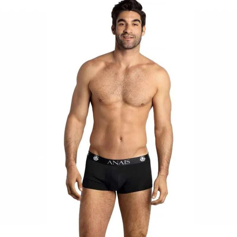 Boxer homme noir microfibre, coupe sportive, ajustement parfait, respirant, extensible, jambes longues.