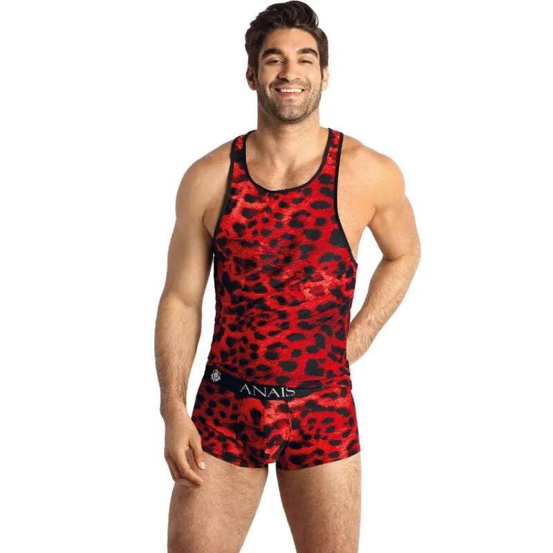 Homme portant un top lingerie rouge Anais Men Savage, imprimé animal, ajustement parfait, style audacieux et sensuel.