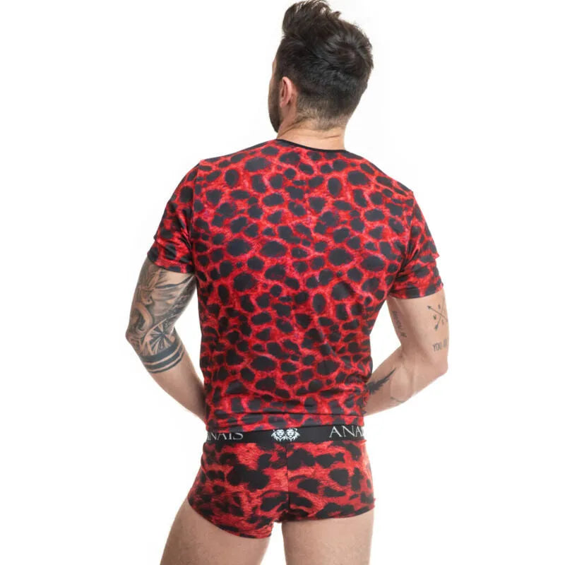 T-shirt rouge imprimé animal sauvage, ajusté, microfibre douce, Anais Men, vue arrière, homme tatoué.