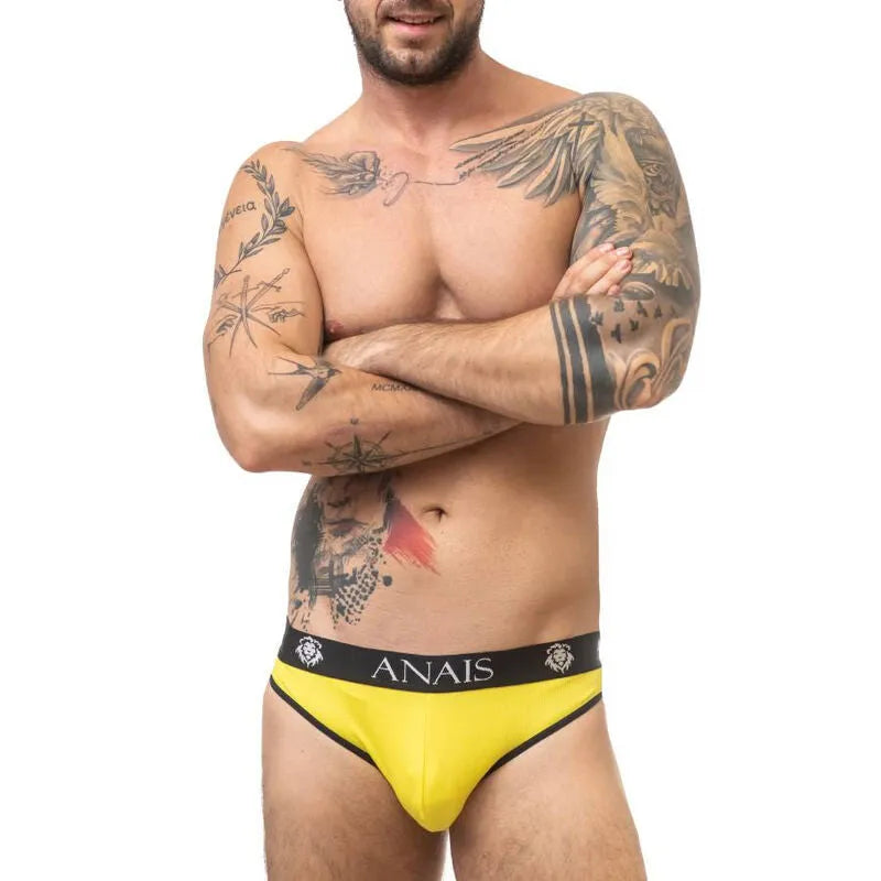 Slip homme jaune Tokyo Anais, taille élastique noire, coupe sexy, confort optimal, matière douce et de qualité.