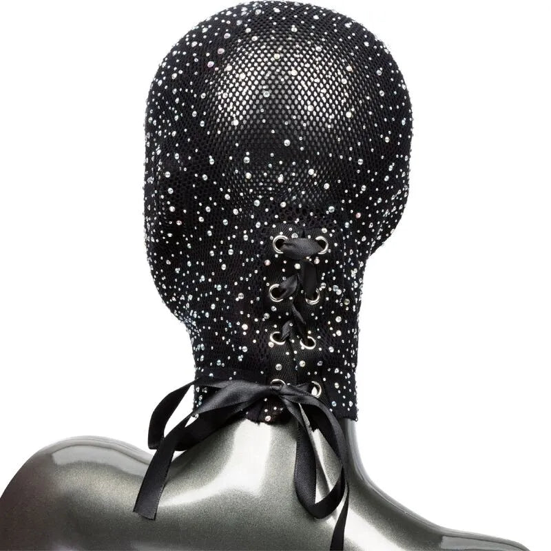 Capuche noire en maille respirante avec strass et laçage corset, design sensuel pour couples, taille unique.