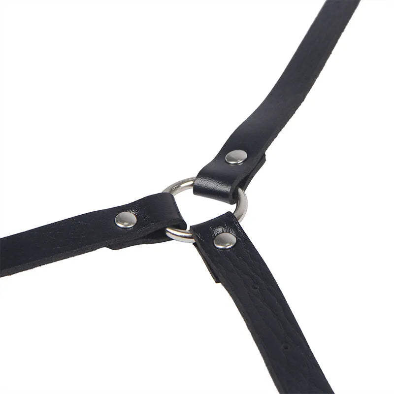 harnais corps cuir véritable noir chaînes élégance séduction confort ajustable taille unique design sculptant féminin raffiné glamour cadeau