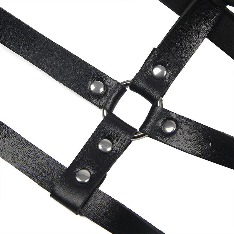 Harnais poitrine en cuir noir Subblime, design sophistiqué avec boucles et anneau central, élégant et ajustable.
