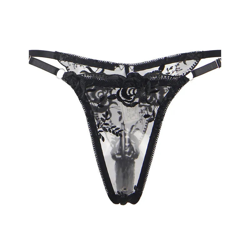 Ensemble lingerie noir trois pièces, dentelle florale, grande taille, satin extensible, confort et glamour raffiné.