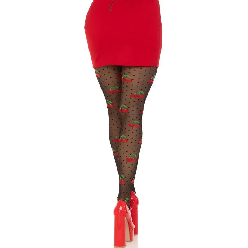 Collants transparents noirs à pois et cerises rockabilly, portés avec jupe rouge et talons hauts rouges.