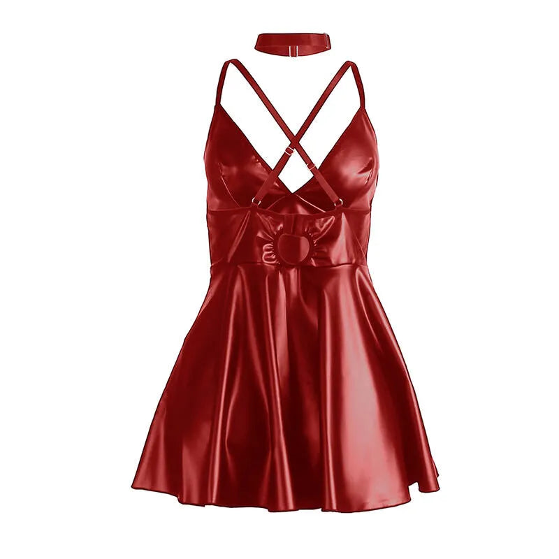 nuisette bordeaux sensualité douce similicuir finition bretelles réglables extensible élasthanne confort silhouette ajustée élégante sophistiquée luxueuse soirée intime