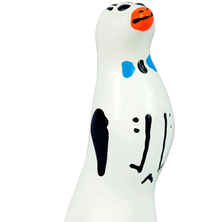 Préservatif fantaisie peint à la main en forme de pingouin, blanc avec détails noirs et orange, style bohème Amsterdam.