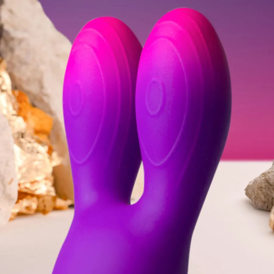 Vibromasseur rabbit flexible silicone étanche stimulation intense oreilles vibrantes