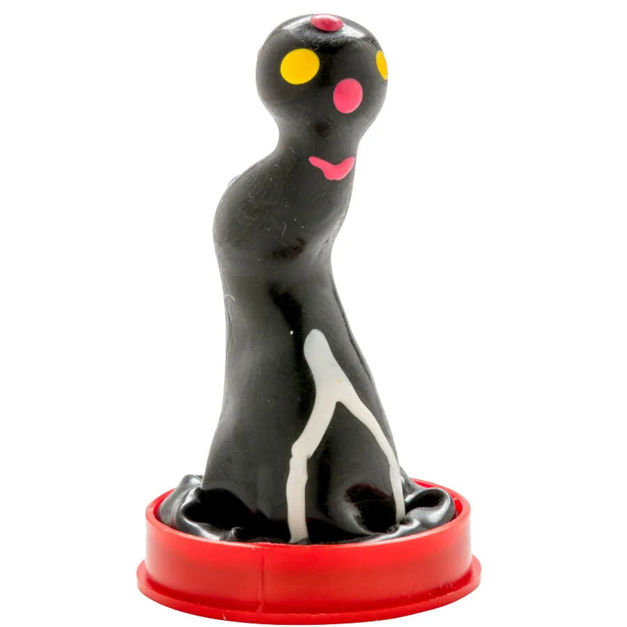 Préservatif fantaisie noir peint à la main, motifs colorés, style bohème, sur socle rouge, art érotique unique.