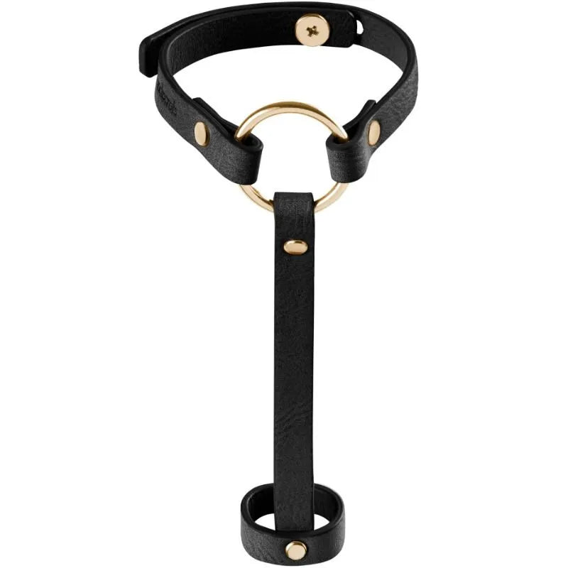 bracelet harnais noir réglable vegan érotique BDSM avantgardiste audacieux sensuel éthique recyclé polyuréthane confortable ajustable durable