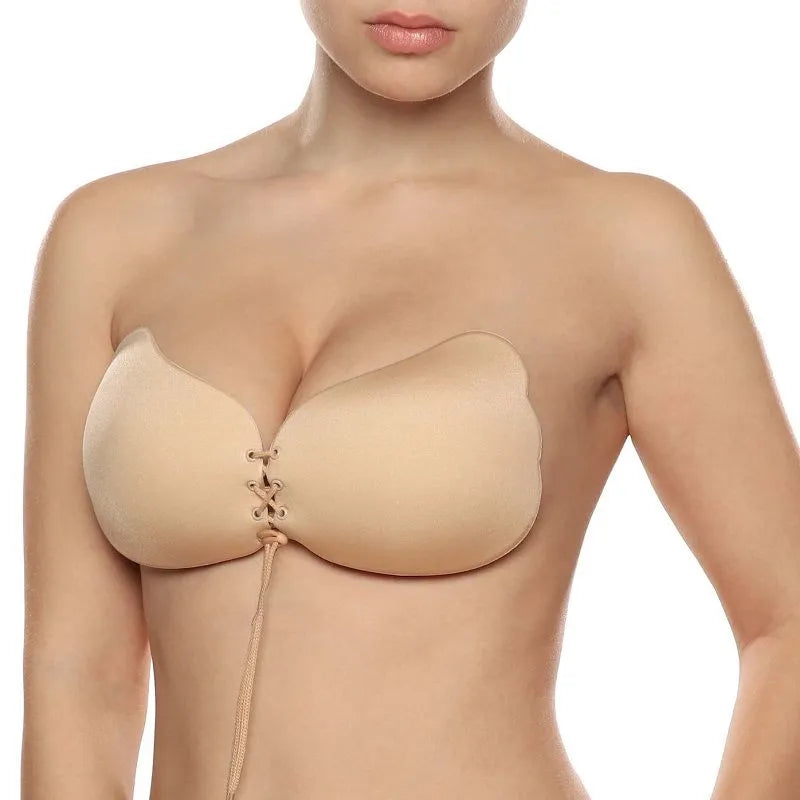 Soutien-gorge beige sans bretelles BYE-BRA, dentelle, push-up, dos nu, fermoir ajustable, invisible sous vêtements.