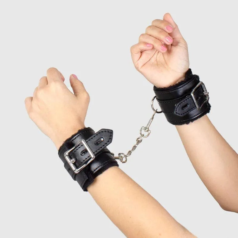 Poignets Bondage Cuir Synthétique Rembourrés